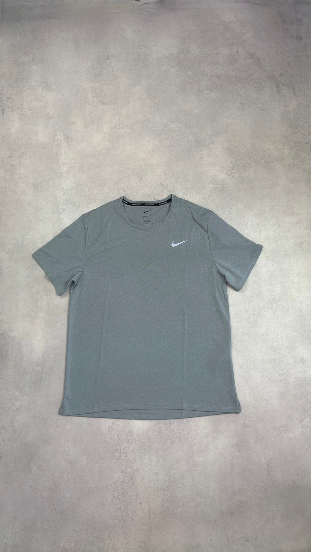 Nike Running Devision Miler - Grey