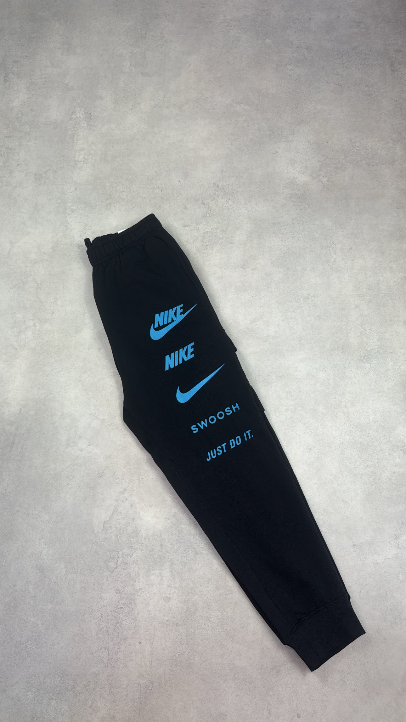 Nike Standard Issue Joggers Black/Blue