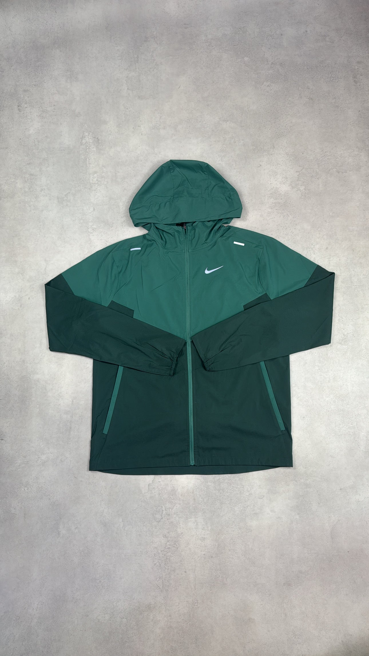 Nike UV Windrunner Mineral Teal
