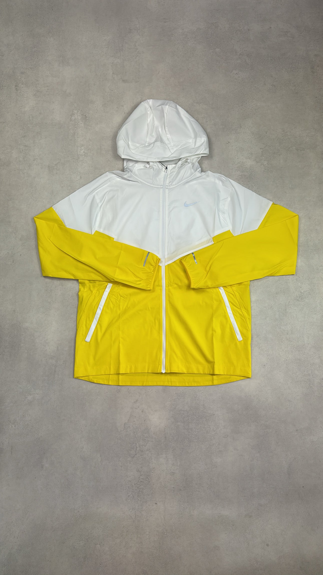 Nike UV Windrunner Yellow/White