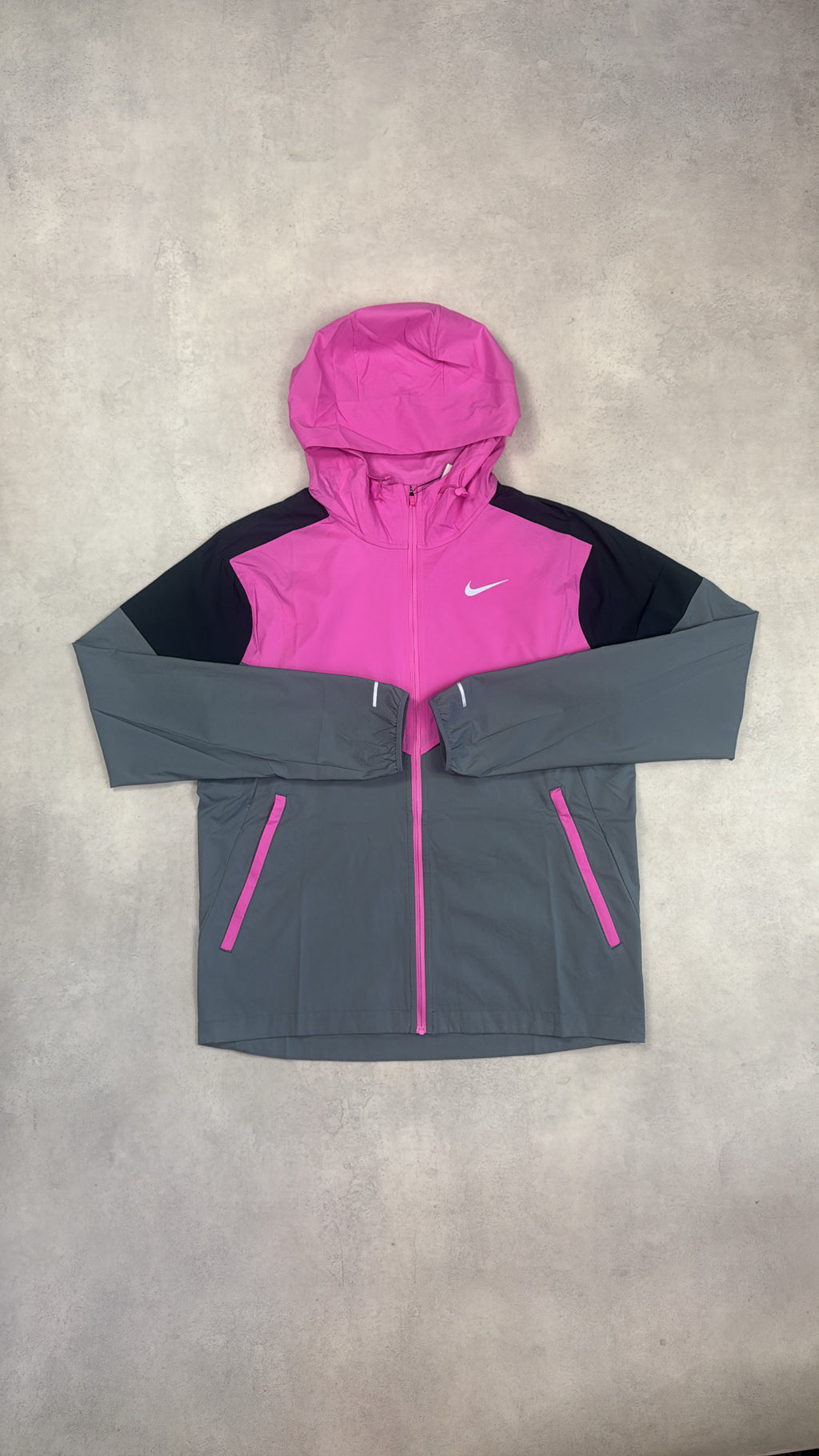 Nike UV Windrunner Playful Pink