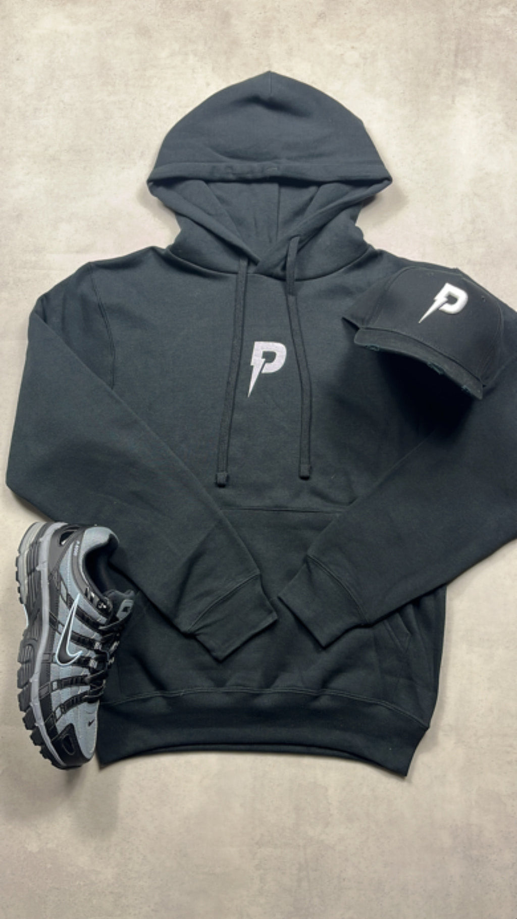 Patterned P Hoodie Black