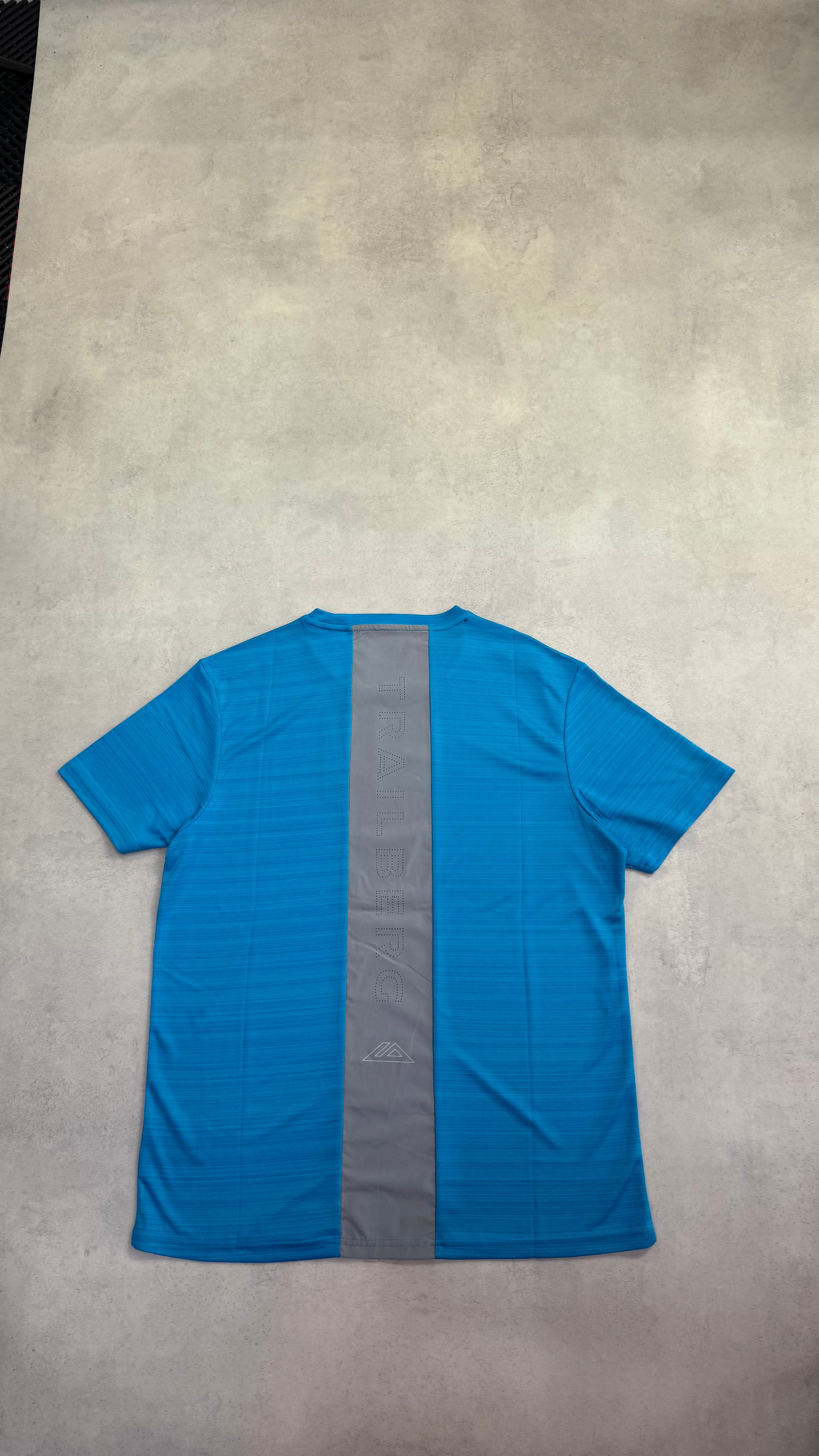 Trailberg Cloud (Gotthard) SS25 Atomic Blue