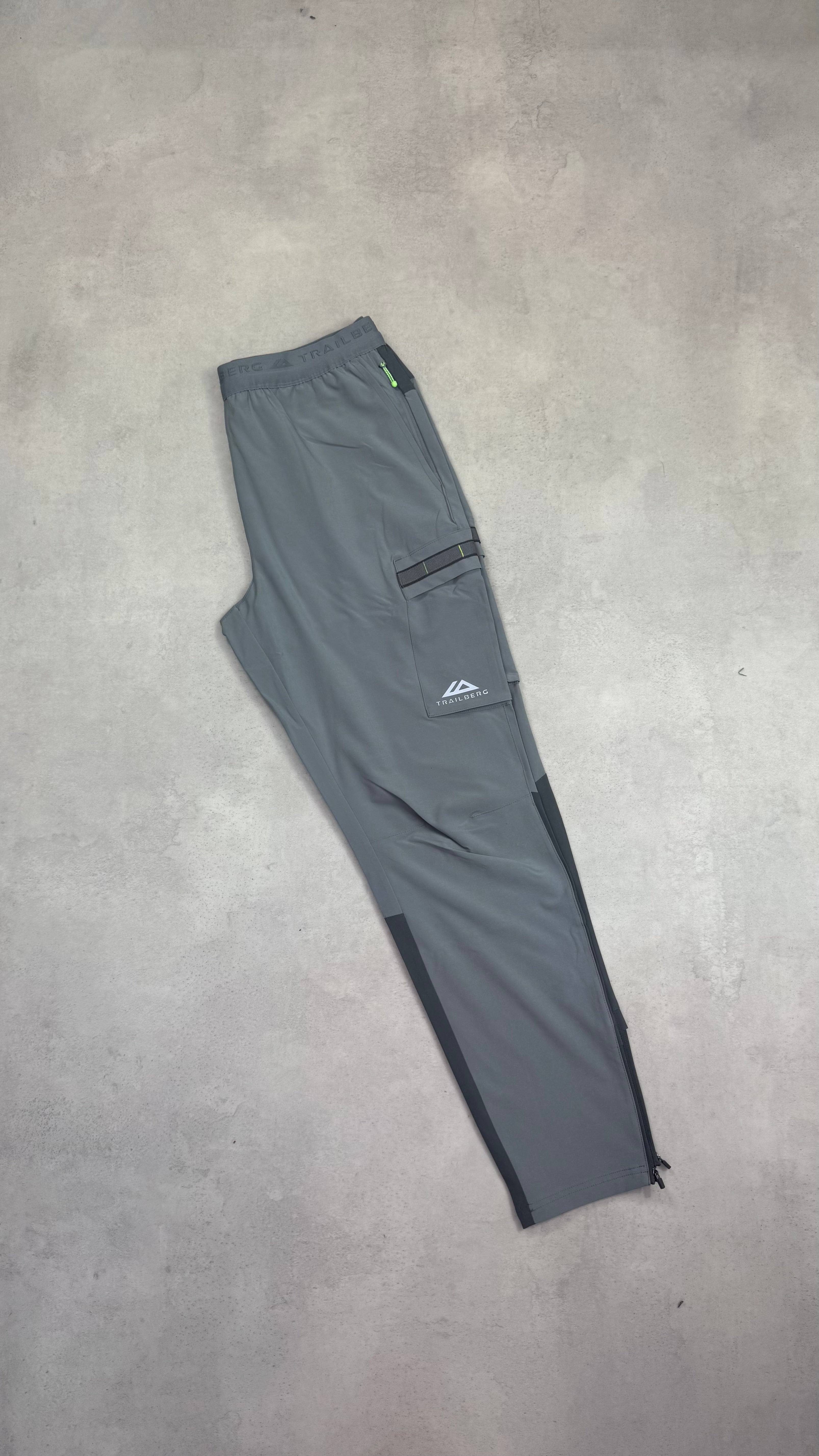 Trailberg Triathlon SS25 Pants Monument/Lava Smoke/Neon