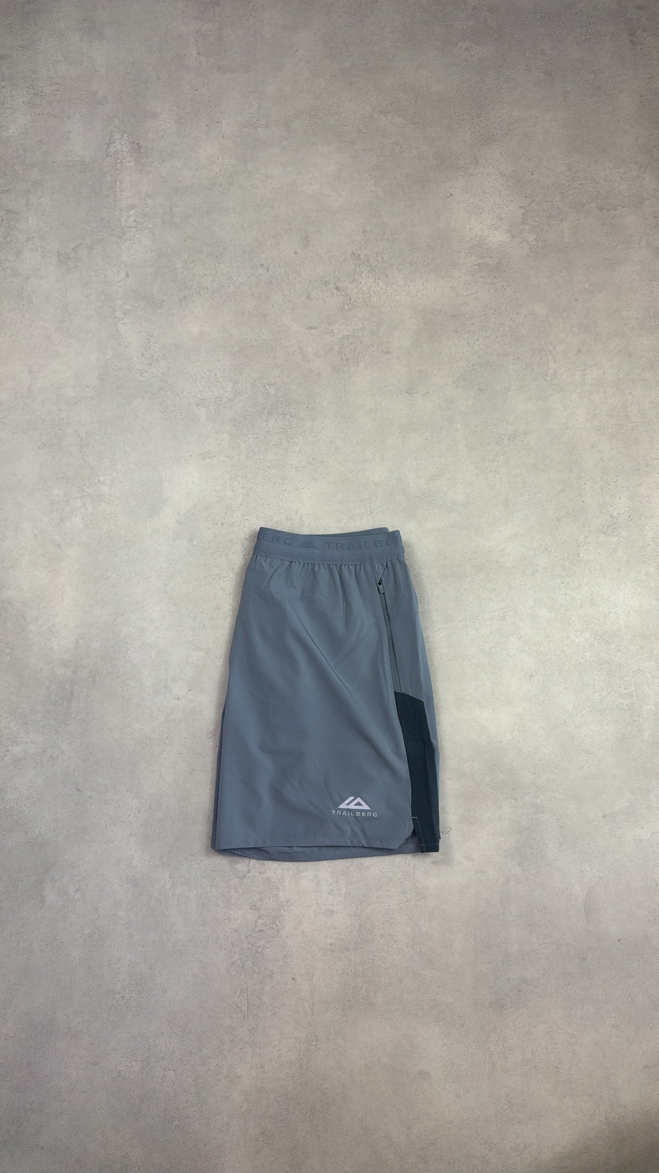 Trailberg Triathlon SS25 Shorts - Monument/Lava Smoke