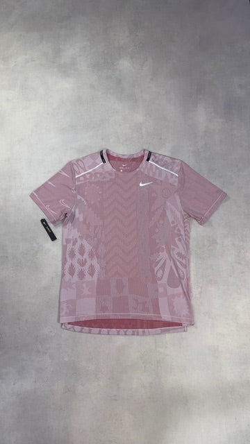 Nike 'Wildrun' T-Shirt - Pink