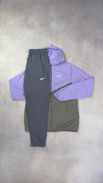 Nike Lilac Windrunner & Grey Challenger Pants Duo Set